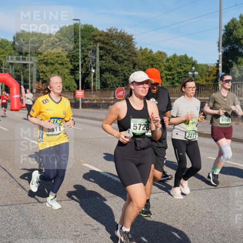 07.09.2025 - BARMER Alsterlauf Yannick Fuchs http://msf.ph/oto/8826144 07.09.2025 10:02:25 Laufen 3810, 11, 5728, 2277, 5105 meine-sportfotos.de
