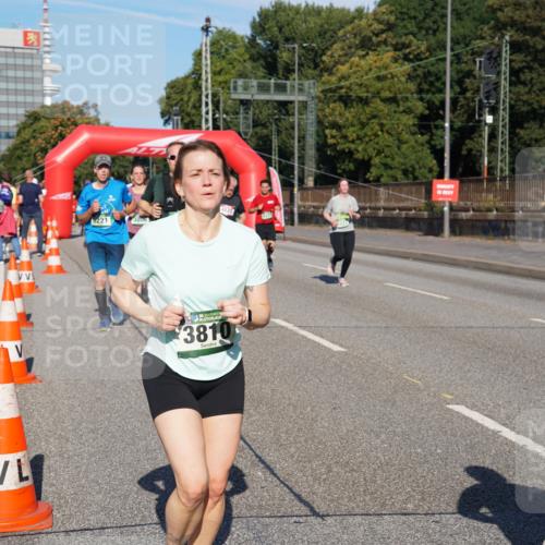 07.09.2025 - BARMER Alsterlauf Yannick Fuchs http://msf.ph/oto/8826147 07.09.2025 10:02:27 Laufen 6221, 3806, 136, 3810 meine-sportfotos.de