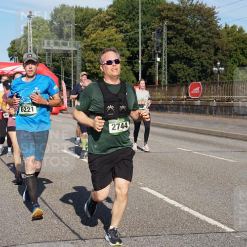 07.09.2025 - BARMER Alsterlauf Yannick Fuchs http://msf.ph/oto/8826156 07.09.2025 10:02:29 Laufen 408, 6221, 10, 2744 meine-sportfotos.de