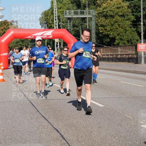 07.09.2025 - BARMER Alsterlauf Yannick Fuchs http://msf.ph/oto/8826164 07.09.2025 10:02:37 Laufen 3275, 8076, 630, 3490, 3212 meine-sportfotos.de