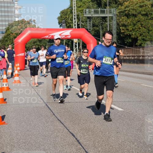 07.09.2025 - BARMER Alsterlauf Yannick Fuchs http://msf.ph/oto/8826165 07.09.2025 10:02:37 Laufen 3275, 8076, 6302, 3490, 3212 meine-sportfotos.de