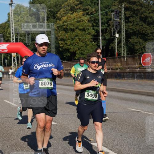 07.09.2025 - BARMER Alsterlauf Yannick Fuchs http://msf.ph/oto/8826171 07.09.2025 10:02:40 Laufen 3275, 3184, 630, 8076, 3490 meine-sportfotos.de