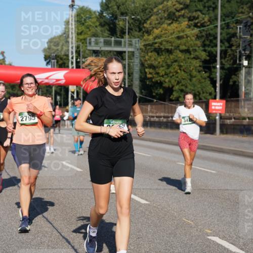 07.09.2025 - BARMER Alsterlauf Yannick Fuchs http://msf.ph/oto/8826203 07.09.2025 10:03:02 Laufen 3691, 2795, 342 meine-sportfotos.de