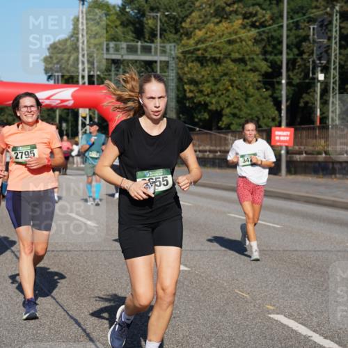 07.09.2025 - BARMER Alsterlauf Yannick Fuchs http://msf.ph/oto/8826204 07.09.2025 10:03:02 Laufen 3691, 2795, 55, 342 meine-sportfotos.de