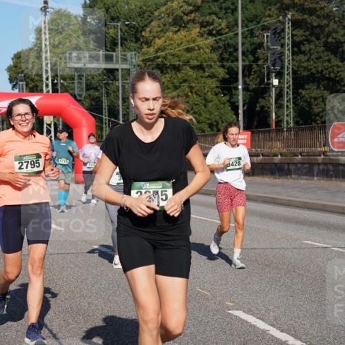 07.09.2025 - BARMER Alsterlauf Yannick Fuchs http://msf.ph/oto/8826206 07.09.2025 10:03:03 Laufen 691, 2795, 4710, 3, 3428 meine-sportfotos.de