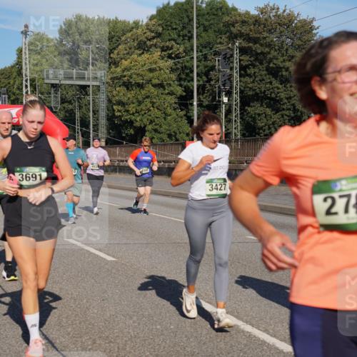 07.09.2025 - BARMER Alsterlauf Yannick Fuchs http://msf.ph/oto/8826211 07.09.2025 10:03:04 Laufen 471, 3691, 4591, 11, 3427, 27 meine-sportfotos.de