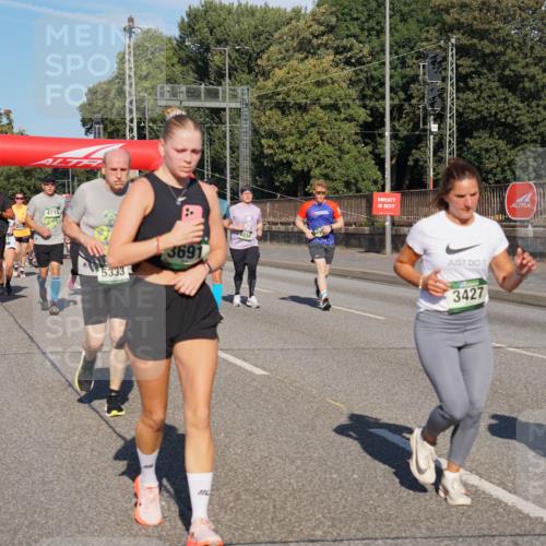 07.09.2025 - BARMER Alsterlauf Yannick Fuchs http://msf.ph/oto/8826213 07.09.2025 10:03:05 Laufen 4715, 5333, 3691, 3427, 3428 meine-sportfotos.de