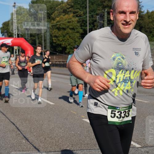 07.09.2025 - BARMER Alsterlauf Yannick Fuchs http://msf.ph/oto/8826221 07.09.2025 10:03:07 Laufen 5333, 36 meine-sportfotos.de