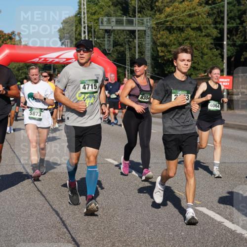 07.09.2025 - BARMER Alsterlauf Yannick Fuchs http://msf.ph/oto/8826223 07.09.2025 10:03:09 Laufen 364, 5873, 4715, 8304, 73, 4064, 4710 meine-sportfotos.de