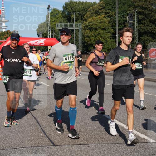 07.09.2025 - BARMER Alsterlauf Yannick Fuchs http://msf.ph/oto/8826229 07.09.2025 10:03:09 Laufen 364, 5873, 4715, 8304, 4064 meine-sportfotos.de