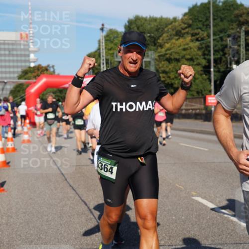 07.09.2025 - BARMER Alsterlauf Yannick Fuchs http://msf.ph/oto/8826231 07.09.2025 10:03:11 Laufen 36, 36, 4715, 364 meine-sportfotos.de