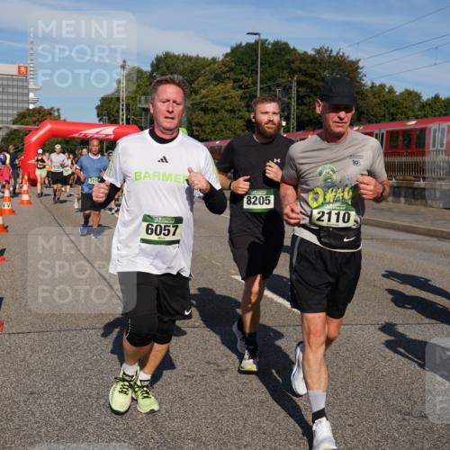 07.09.2025 - BARMER Alsterlauf Yannick Fuchs http://msf.ph/oto/8826267 07.09.2025 10:03:23 Laufen 2218, 6057, 8205, 19, 2110, 3739, 45 meine-sportfotos.de