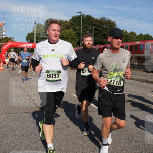07.09.2025 - BARMER Alsterlauf Yannick Fuchs http://msf.ph/oto/8826268 07.09.2025 10:03:23 Laufen 2218, 6057, 8205, 19, 2110, 3739 meine-sportfotos.de