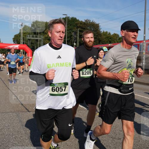 07.09.2025 - BARMER Alsterlauf Yannick Fuchs http://msf.ph/oto/8826270 07.09.2025 10:03:23 Laufen 2218, 8205, 36, 6057, 10, 3739 meine-sportfotos.de