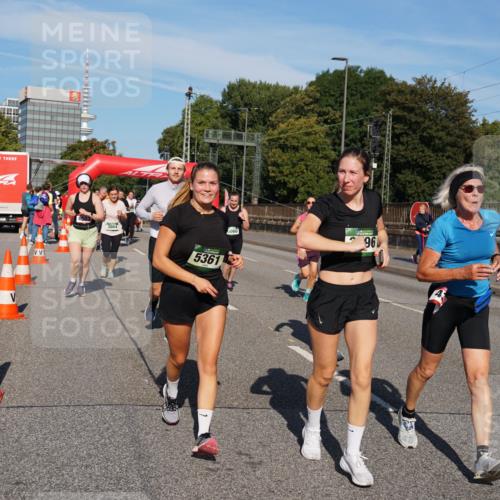 07.09.2025 - BARMER Alsterlauf Yannick Fuchs http://msf.ph/oto/8826288 07.09.2025 10:03:28 Laufen 4503, 3864, 5361, 5060, 96 meine-sportfotos.de