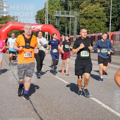 07.09.2025 - BARMER Alsterlauf Yannick Fuchs http://msf.ph/oto/8826301 07.09.2025 10:03:35 Laufen 2637, 4061, 2353, 61, 3343, 4957, 3998, 8363 meine-sportfotos.de