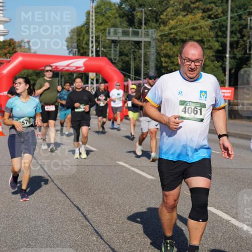 07.09.2025 - BARMER Alsterlauf Yannick Fuchs http://msf.ph/oto/8826305 07.09.2025 10:03:39 Laufen 576, 4061 meine-sportfotos.de
