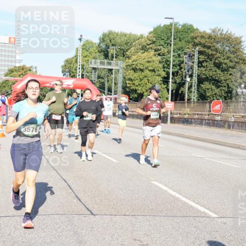 07.09.2025 - BARMER Alsterlauf Yannick Fuchs http://msf.ph/oto/8826310 07.09.2025 10:03:41 Laufen 3576, 6343, 4409 meine-sportfotos.de