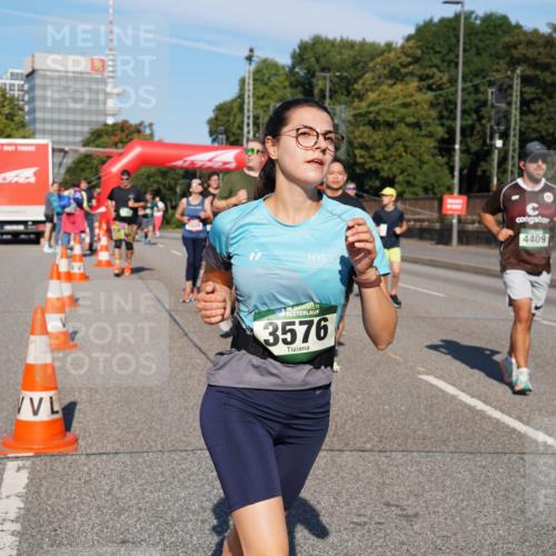 07.09.2025 - BARMER Alsterlauf Yannick Fuchs http://msf.ph/oto/8826311 07.09.2025 10:03:42 Laufen 340, 4409, 36, 3576 meine-sportfotos.de