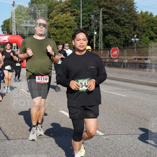 07.09.2025 - BARMER Alsterlauf Yannick Fuchs http://msf.ph/oto/8826315 07.09.2025 10:03:43 Laufen 2292, 5524, 2767, 4110, 34 meine-sportfotos.de