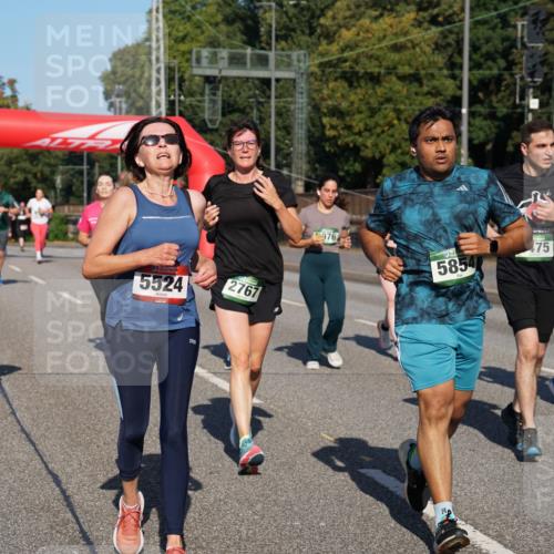 07.09.2025 - BARMER Alsterlauf Yannick Fuchs http://msf.ph/oto/8826318 07.09.2025 10:03:45 Laufen 2292, 5524, 2767, 14, 976, 5854, 75, 866 meine-sportfotos.de
