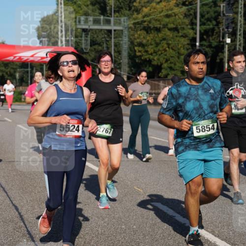 07.09.2025 - BARMER Alsterlauf Yannick Fuchs http://msf.ph/oto/8826319 07.09.2025 10:03:45 Laufen 2292, 5524, 2767, 5854, 866 meine-sportfotos.de