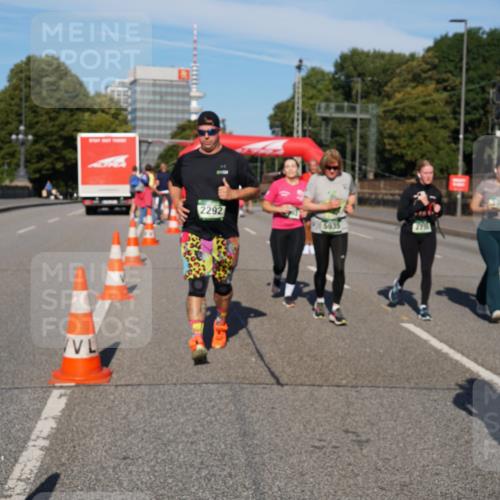 07.09.2025 - BARMER Alsterlauf Yannick Fuchs http://msf.ph/oto/8826326 07.09.2025 10:03:47 Laufen 2292, 5935 meine-sportfotos.de