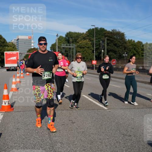 07.09.2025 - BARMER Alsterlauf Yannick Fuchs http://msf.ph/oto/8826329 07.09.2025 10:03:48 Laufen 2292, 2893, 2755, 5935 meine-sportfotos.de