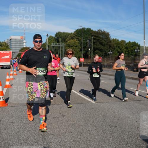 07.09.2025 - BARMER Alsterlauf Yannick Fuchs http://msf.ph/oto/8826330 07.09.2025 10:03:48 Laufen 2292, 5935, 2755 meine-sportfotos.de