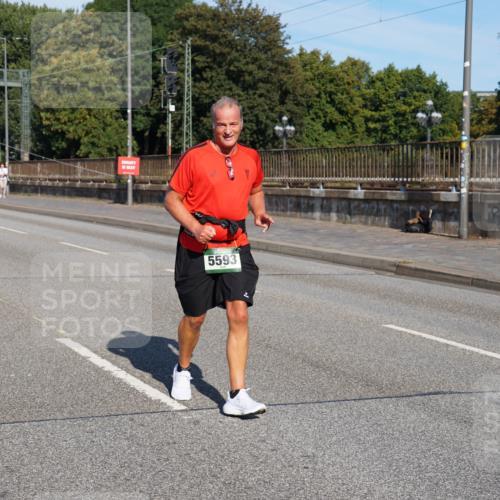 07.09.2025 - BARMER Alsterlauf Yannick Fuchs http://msf.ph/oto/8826335 07.09.2025 10:03:51 Laufen 5593 meine-sportfotos.de