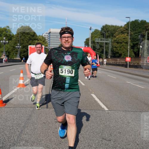 07.09.2025 - BARMER Alsterlauf Yannick Fuchs http://msf.ph/oto/8826346 07.09.2025 10:03:54 Laufen 2315, 5190 meine-sportfotos.de