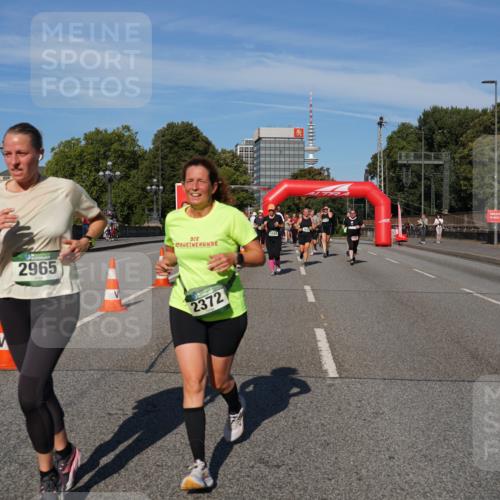 07.09.2025 - BARMER Alsterlauf Yannick Fuchs http://msf.ph/oto/8826361 07.09.2025 10:03:59 Laufen 2965, 2372, 3244 meine-sportfotos.de