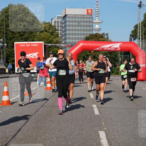 07.09.2025 - BARMER Alsterlauf Yannick Fuchs http://msf.ph/oto/8826367 07.09.2025 10:04:01 Laufen 6140, 3837, 3244, 614, 2782 meine-sportfotos.de