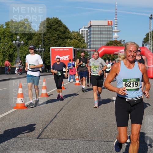 07.09.2025 - BARMER Alsterlauf Yannick Fuchs http://msf.ph/oto/8826379 07.09.2025 10:04:05 Laufen 6140, 6219 meine-sportfotos.de