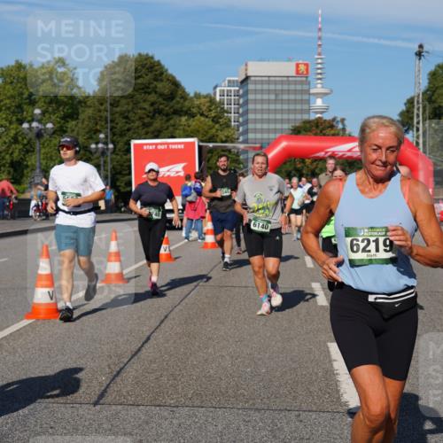 07.09.2025 - BARMER Alsterlauf Yannick Fuchs http://msf.ph/oto/8826380 07.09.2025 10:04:05 Laufen 6140, 136, 6219 meine-sportfotos.de