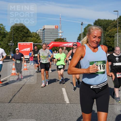 07.09.2025 - BARMER Alsterlauf Yannick Fuchs http://msf.ph/oto/8826381 07.09.2025 10:04:06 Laufen 5520, 3740, 345, 6140, 6141, 19, 2782 meine-sportfotos.de