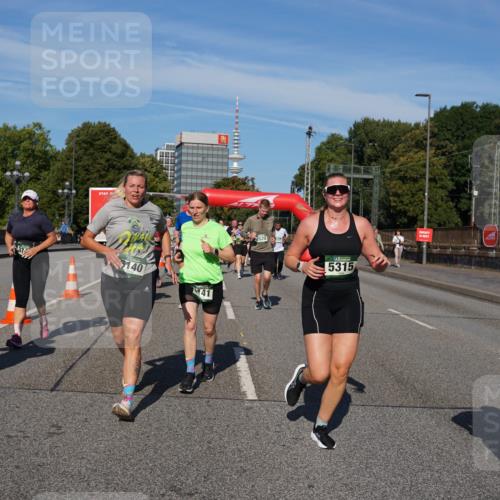 07.09.2025 - BARMER Alsterlauf Yannick Fuchs http://msf.ph/oto/8826386 07.09.2025 10:04:07 Laufen 5520, 140, 41, 5315, 2782 meine-sportfotos.de