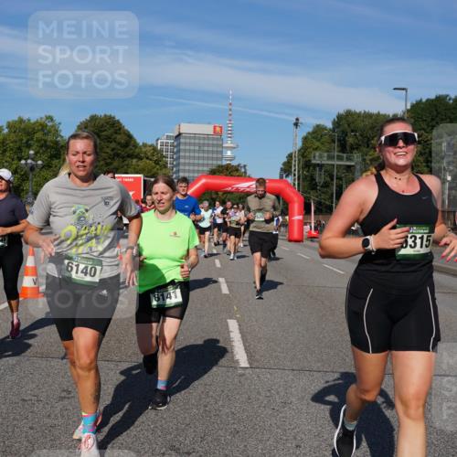 07.09.2025 - BARMER Alsterlauf Yannick Fuchs http://msf.ph/oto/8826389 07.09.2025 10:04:07 Laufen 3740, 6140, 6141, 2520, 3315 meine-sportfotos.de