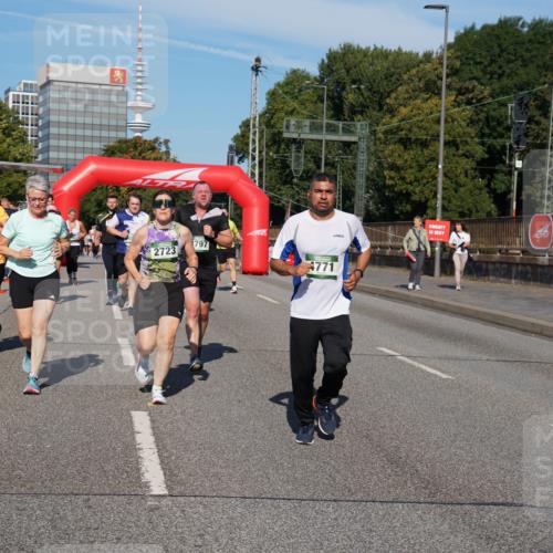 07.09.2025 - BARMER Alsterlauf Yannick Fuchs http://msf.ph/oto/8826407 07.09.2025 10:04:12 Laufen 6167, 2723, 797, 477 meine-sportfotos.de
