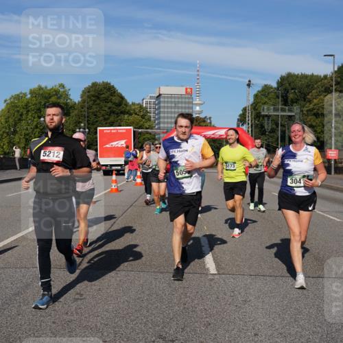 07.09.2025 - BARMER Alsterlauf Yannick Fuchs http://msf.ph/oto/8826424 07.09.2025 10:04:17 Laufen 5212, 5055, 5173, 304 meine-sportfotos.de