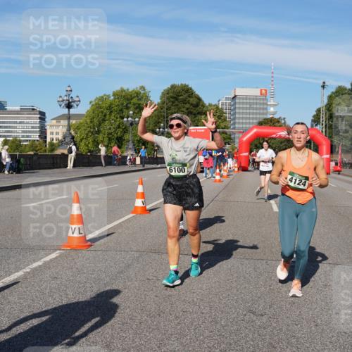 07.09.2025 - BARMER Alsterlauf Yannick Fuchs http://msf.ph/oto/8826433 07.09.2025 10:04:19 Laufen 6100, 4124, 3473 meine-sportfotos.de