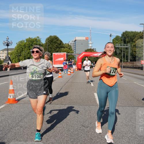 07.09.2025 - BARMER Alsterlauf Yannick Fuchs http://msf.ph/oto/8826436 07.09.2025 10:04:20 Laufen 6100, 10, 124 meine-sportfotos.de