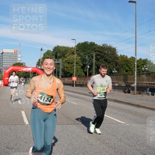 07.09.2025 - BARMER Alsterlauf Yannick Fuchs http://msf.ph/oto/8826438 07.09.2025 10:04:20 Laufen 4124, 3473 meine-sportfotos.de