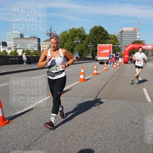 07.09.2025 - BARMER Alsterlauf Yannick Fuchs http://msf.ph/oto/8826442 07.09.2025 10:04:21 Laufen 2465 meine-sportfotos.de