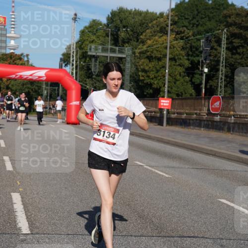 07.09.2025 - BARMER Alsterlauf Yannick Fuchs http://msf.ph/oto/8826445 07.09.2025 10:04:23 Laufen 3134 meine-sportfotos.de
