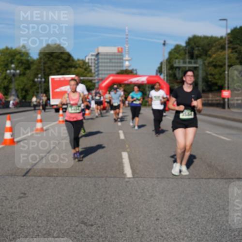 07.09.2025 - BARMER Alsterlauf Yannick Fuchs http://msf.ph/oto/8826451 07.09.2025 10:04:30 Laufen 584 meine-sportfotos.de