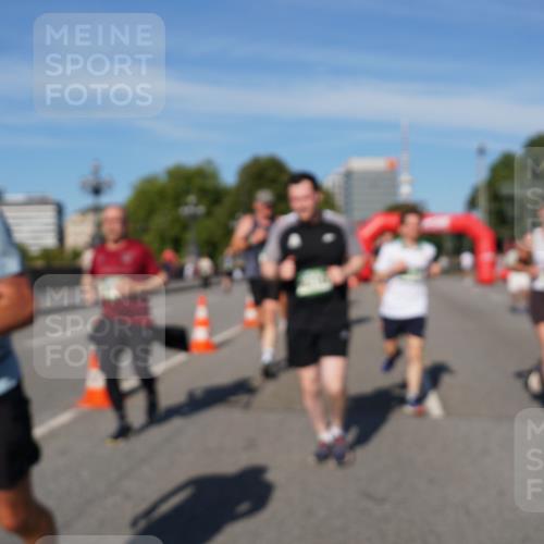07.09.2025 - BARMER Alsterlauf Yannick Fuchs http://msf.ph/oto/8826454 07.09.2025 10:04:36 Laufen  meine-sportfotos.de