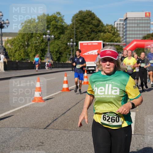 07.09.2025 - BARMER Alsterlauf Yannick Fuchs http://msf.ph/oto/8826477 07.09.2025 10:05:13 Laufen 36, 6260 meine-sportfotos.de