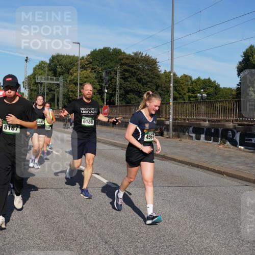 07.09.2025 - BARMER Alsterlauf Yannick Fuchs http://msf.ph/oto/8826484 07.09.2025 10:05:15 Laufen 8187, 6033, 348, 6188, 4567 meine-sportfotos.de