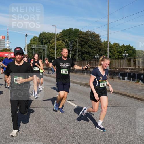 07.09.2025 - BARMER Alsterlauf Yannick Fuchs http://msf.ph/oto/8826485 07.09.2025 10:05:16 Laufen 8, 6033, 6188, 4567 meine-sportfotos.de